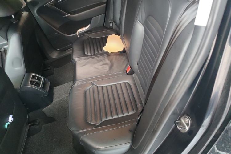 Used Volkswagen Magotan 2013 1.8TSI Luxury Model Left Rear Seat