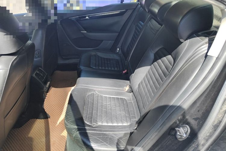 Used Volkswagen Magotan 2013 2.0 TSI Luxury Model Left Rear Seat