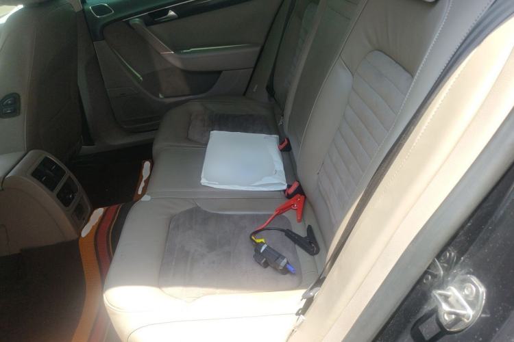 Used Volkswagen Magotan 2013 2.0 TSI Prestige Model Left Rear Seat