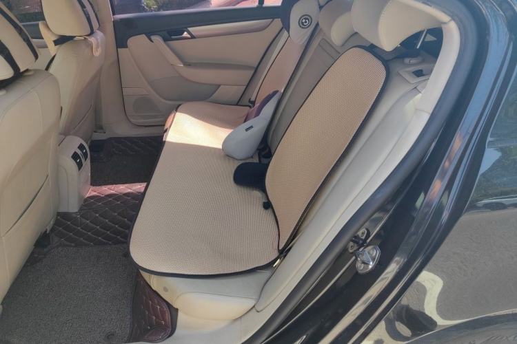 Used Volkswagen Magotan 2013 1.8TSI Premier Model Left Rear Seat