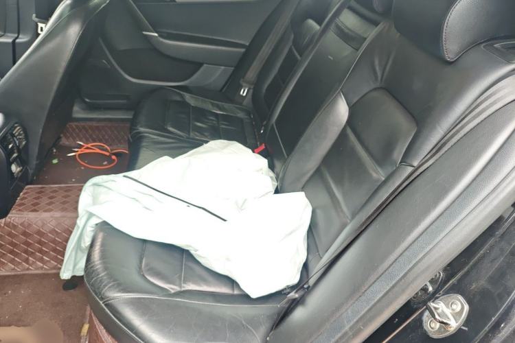 Used Volkswagen Magotan 2013 1.8TSI Comfort Model Left Rear Seat