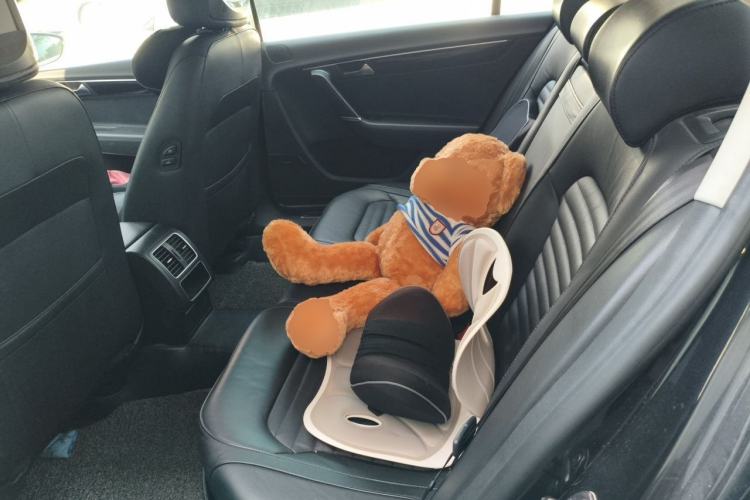 Used Volkswagen Magotan 2013 2.0 TSI Luxury Model Left Rear Seat