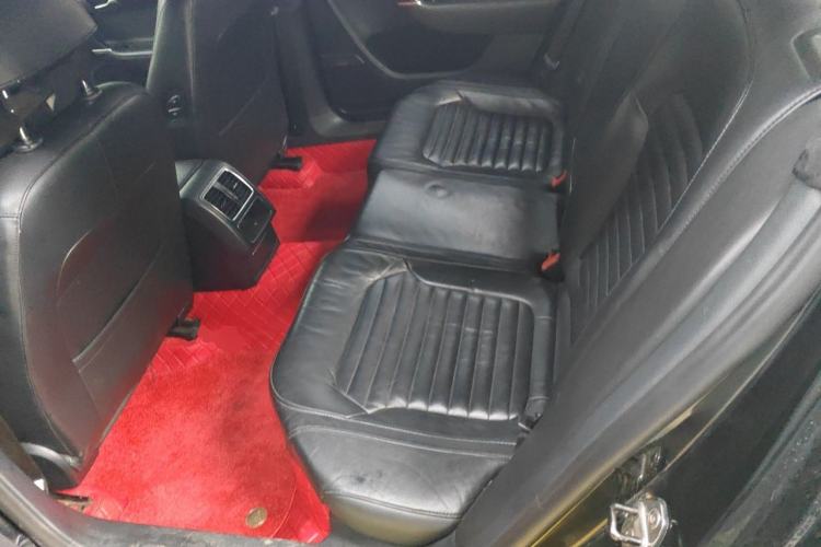 Used Volkswagen Magotan 2013 1.8TSI Luxury Model Left Rear Seat
