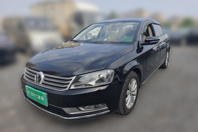 Ojetý Volkswagen Magotan 2013 1.8TSI Premier Model