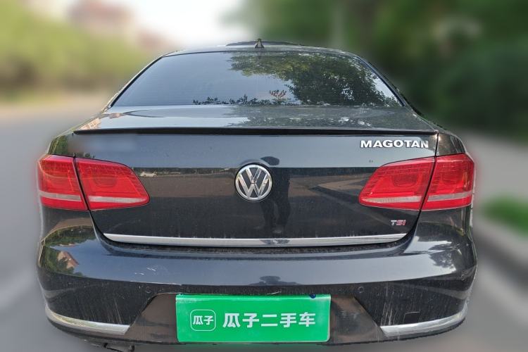 Used Volkswagen Magotan 2013 1.8TSI Luxury Model Rear