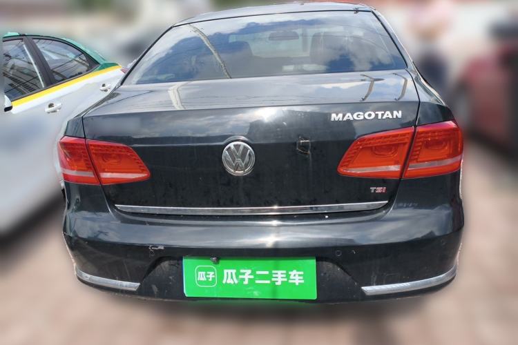 Used Volkswagen Magotan 2013 1.8TSI Luxury Model Rear