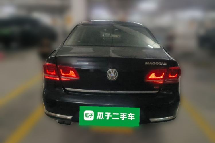 Used Volkswagen Magotan 2013 1.8TSI Luxury Model Rear