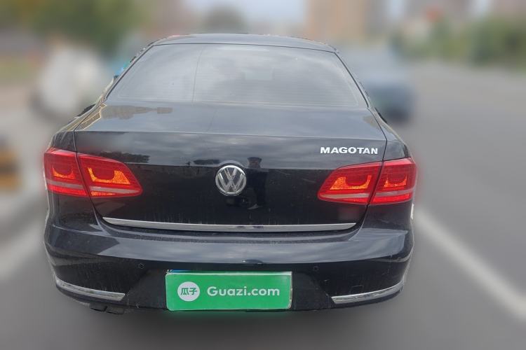 Used Volkswagen Magotan 2013 1.8TSI Luxury Model Rear