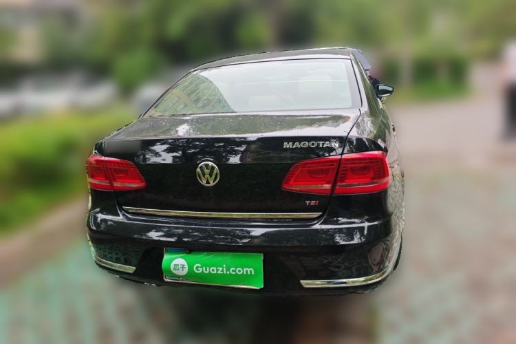 Used Volkswagen Magotan 2013 1.8TSI Luxury Model Rear