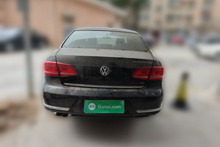 Used Volkswagen Magotan 2013 2.0 TSI Luxury Model Rear