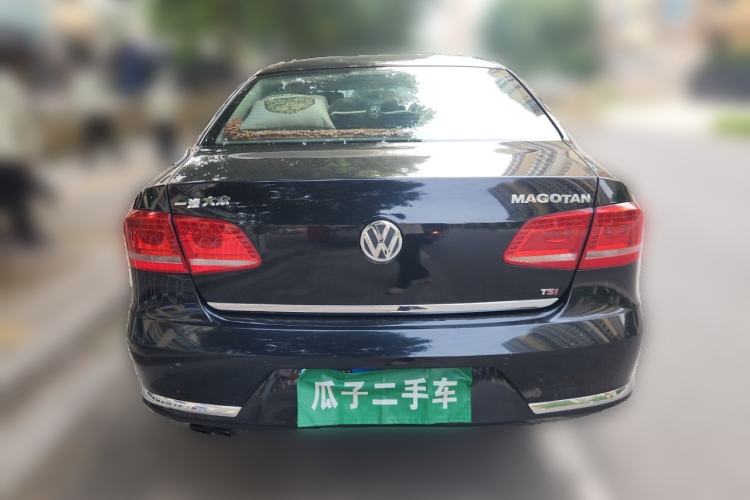 Used Volkswagen Magotan 2013 1.8TSI Luxury Model Rear