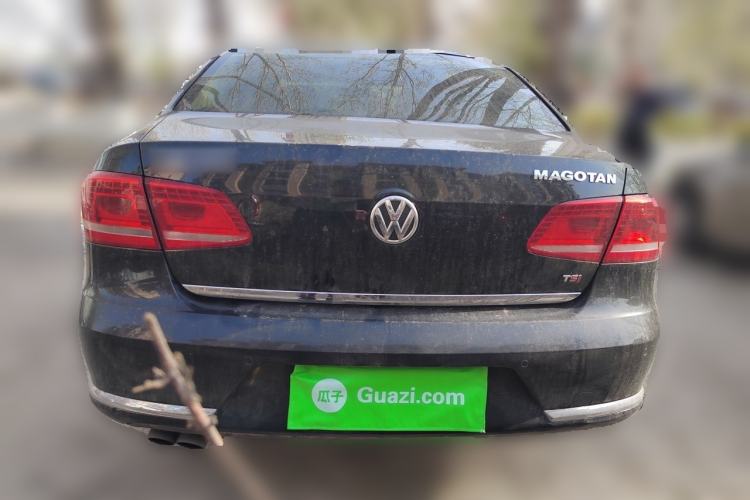 Used Volkswagen Magotan 2013 1.8TSI Prestige Model Rear