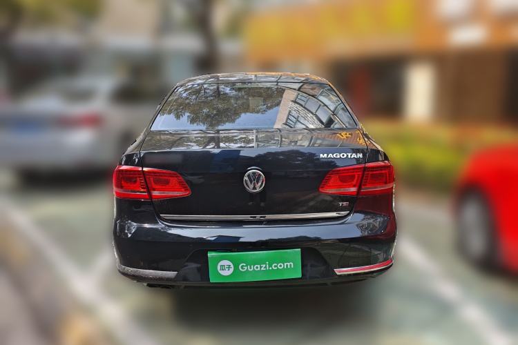 Used Volkswagen Magotan 2013 1.8TSI Luxury Model Rear