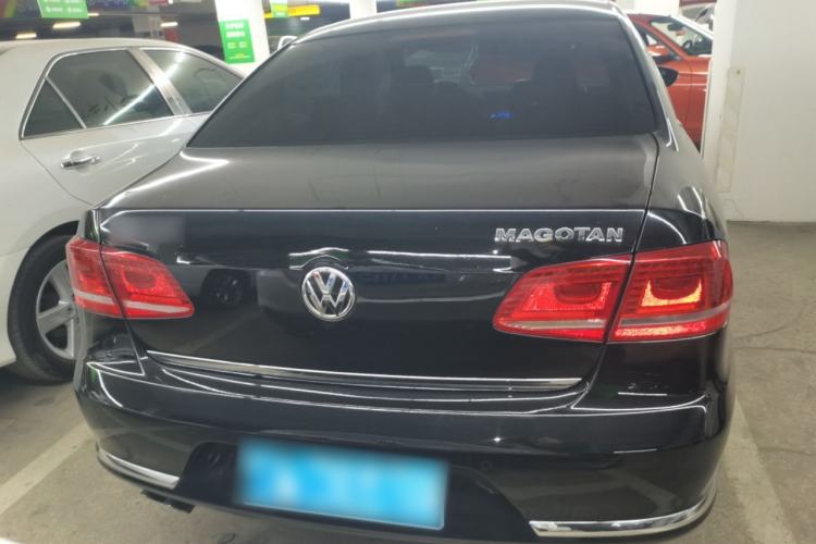 Used Volkswagen Magotan 2013 1.8TSI Luxury Model Rear