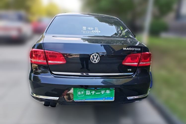 Used Volkswagen Magotan 2013 2.0 TSI Prestige Model Rear