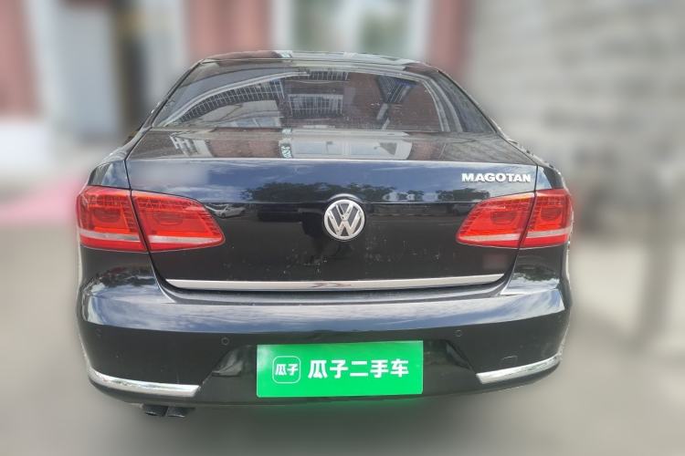 Used Volkswagen Magotan 2013 2.0 TSI Prestige Model Rear