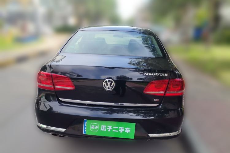Used Volkswagen Magotan 2013 1.8TSI Luxury Model Rear