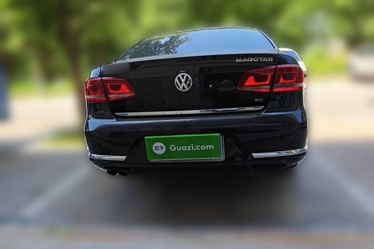 Used Volkswagen Magotan 2013 1.8TSI Luxury Model Rear