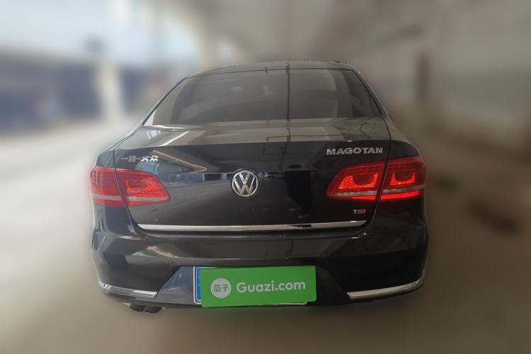 Used Volkswagen Magotan 2013 1.8TSI Premier Model Rear