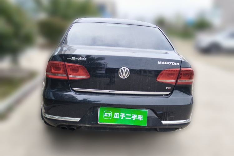 Used Volkswagen Magotan 2013 1.8TSI Prestige Model Rear
