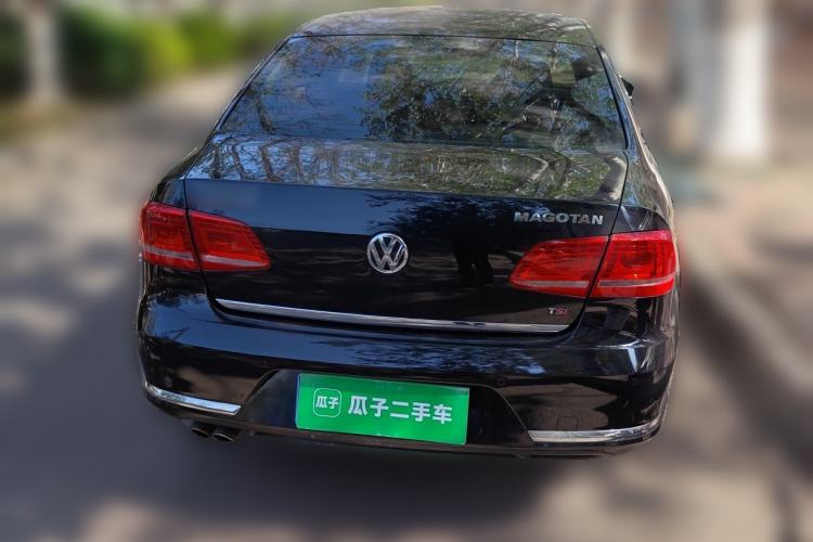 Used Volkswagen Magotan 2013 1.8TSI Prestige Model Rear