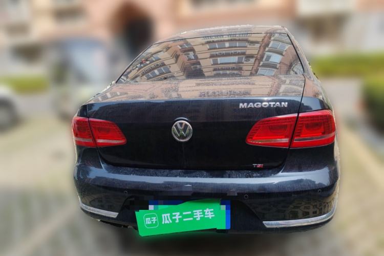 Used Volkswagen Magotan 2013 1.8TSI Premier Model Rear