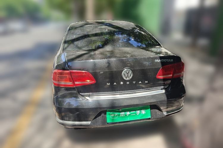 Used Volkswagen Magotan 2013 2.0 TSI Luxury Model Rear