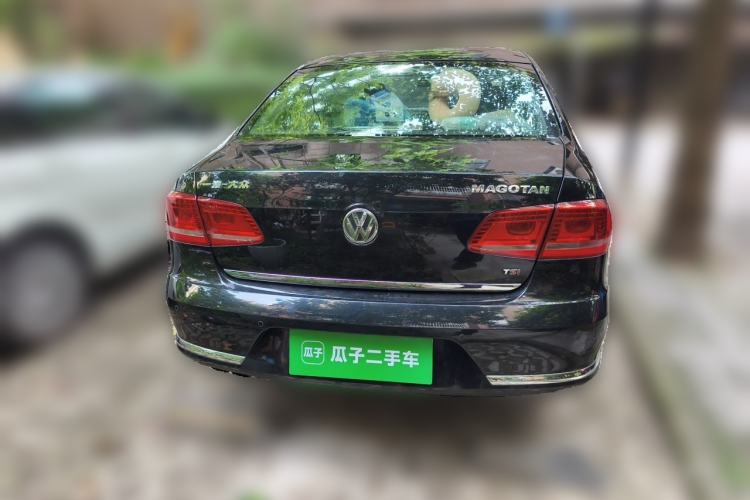 Used Volkswagen Magotan 2013 1.8TSI Premier Model Rear