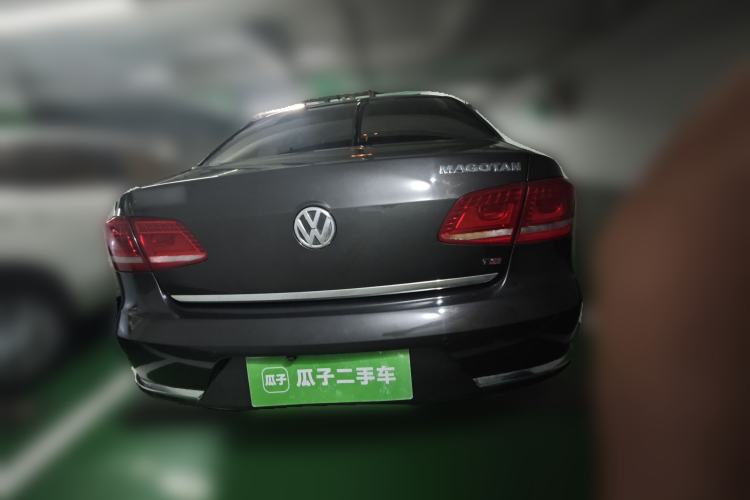 Used Volkswagen Magotan 2013 1.8TSI Premier Model Rear