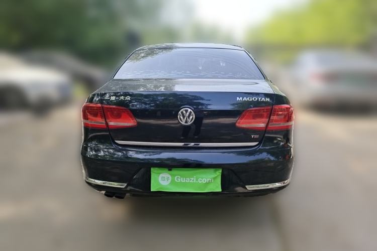 Used Volkswagen Magotan 2013 1.8TSI Premier Model Rear
