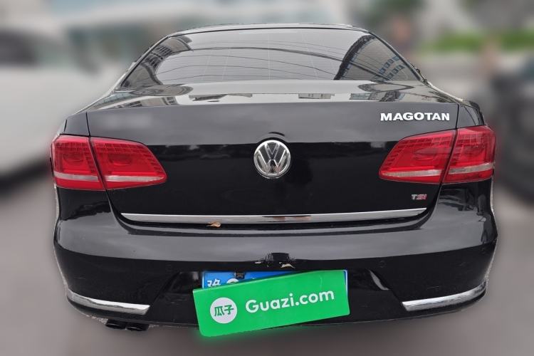 Used Volkswagen Magotan 2013 1.8TSI Premier Model Rear