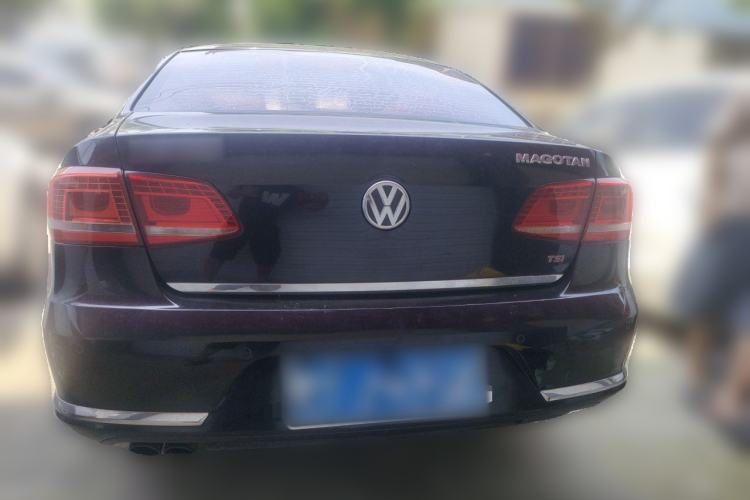 Used Volkswagen Magotan 2013 2.0 TSI Prestige Model Rear