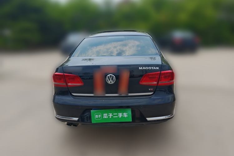 Used Volkswagen Magotan 2013 1.8TSI Comfort Model Rear