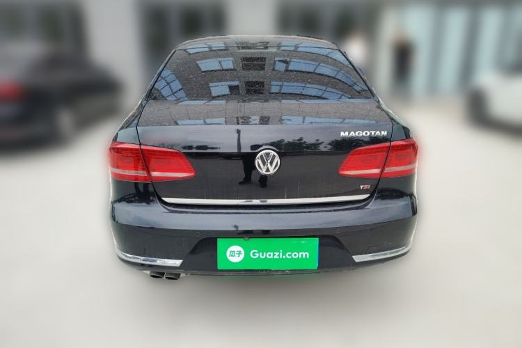 Used Volkswagen Magotan 2013 1.8TSI Premier Model Rear