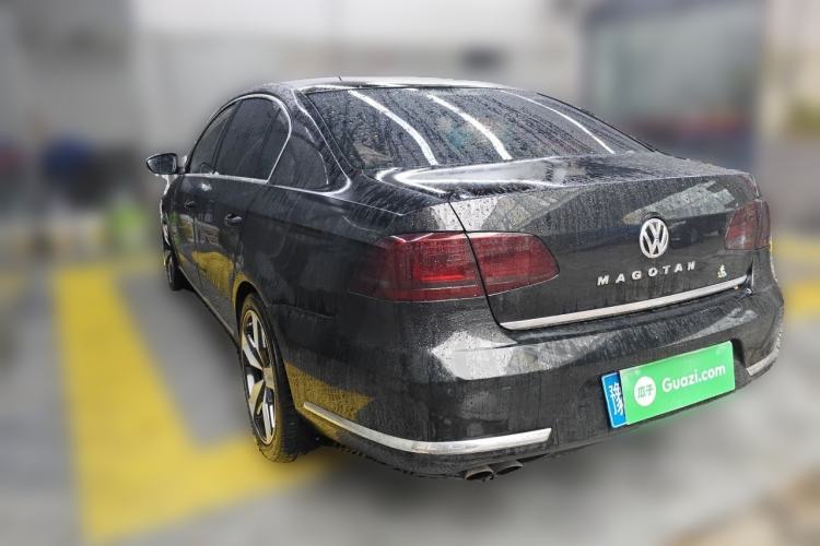 Used Volkswagen Magotan 2013 1.8TSI Luxury Model Rear Left 45 Deg
