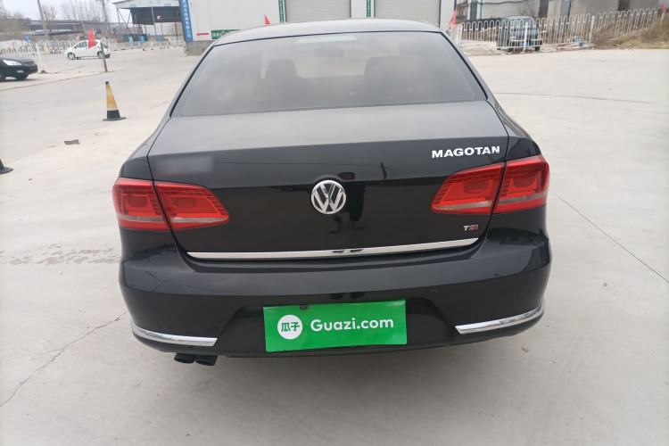 Used Volkswagen Magotan 2013 1.8TSI Premier Model Rear