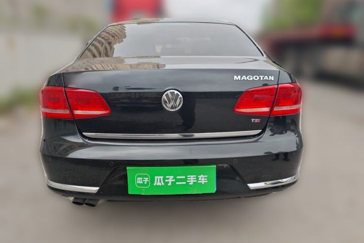 Used Volkswagen Magotan 2013 1.8TSI Prestige Model Rear