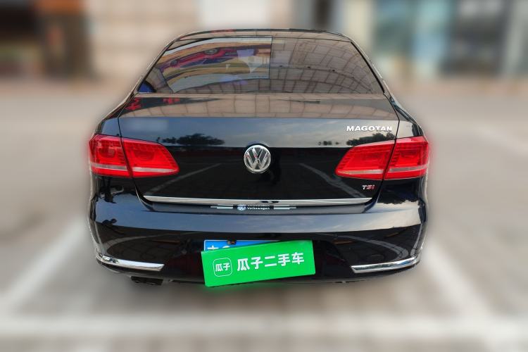Used Volkswagen Magotan 2013 1.8TSI Premier Model Rear