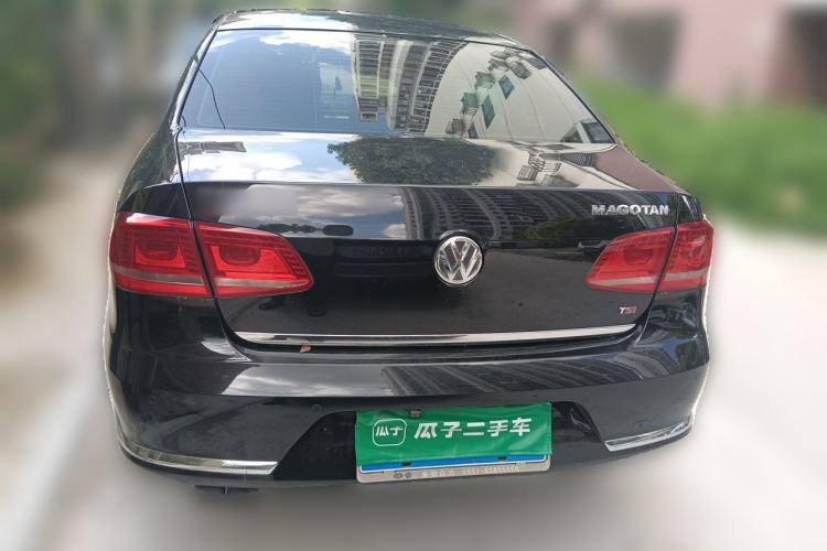 Used Volkswagen Magotan 2013 1.8TSI Premier Model Rear