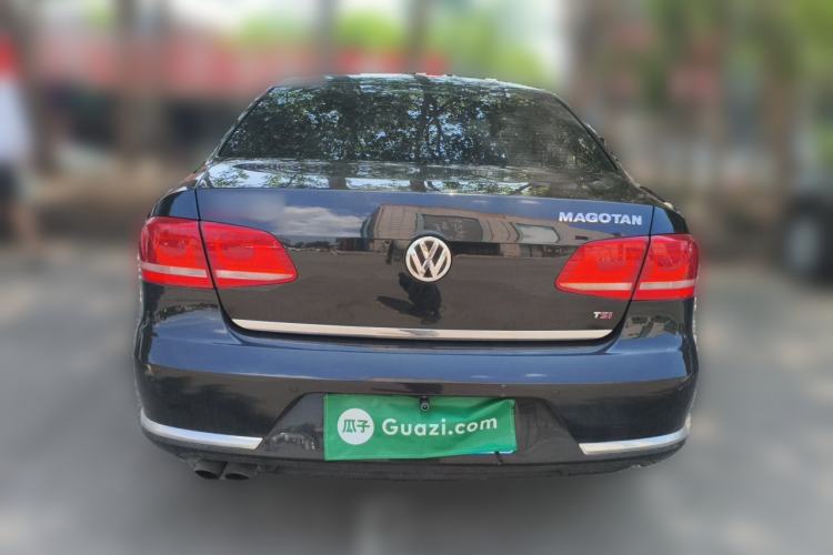 Used Volkswagen Magotan 2013 1.8TSI Luxury Model Rear