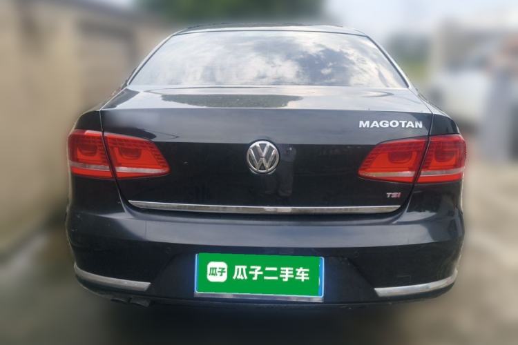 Used Volkswagen Magotan 2013 1.8TSI Luxury Model Rear