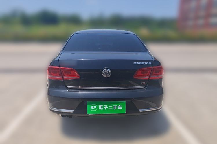 Used Volkswagen Magotan 2013 2.0 TSI Ultimate Model Rear