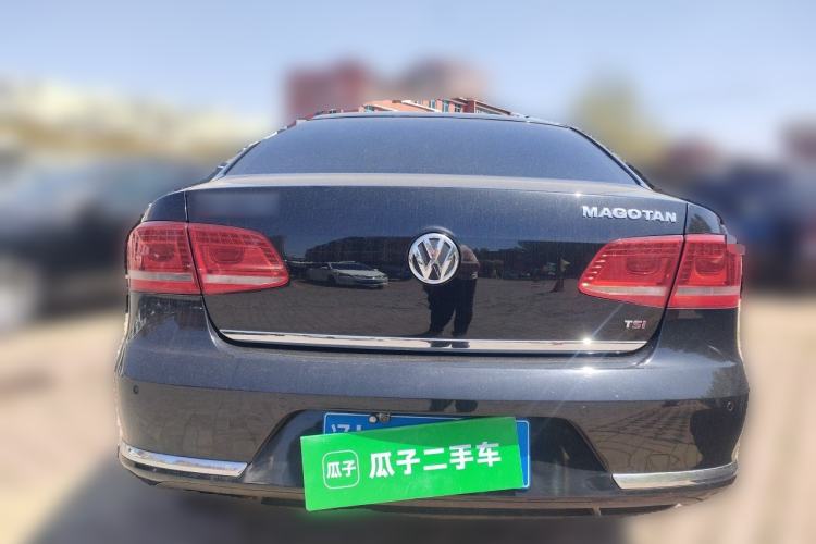Used Volkswagen Magotan 2013 1.8TSI Luxury Model Rear