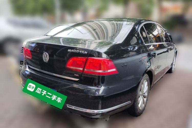 Used Volkswagen Magotan 2013 1.8TSI Luxury Model Rear Right 45 Deg