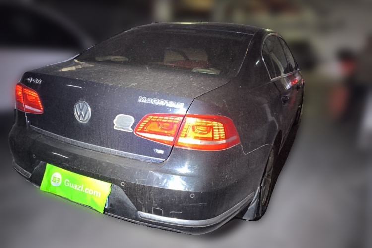 Used Volkswagen Magotan 2013 1.8TSI Luxury Model Rear Right 45 Deg
