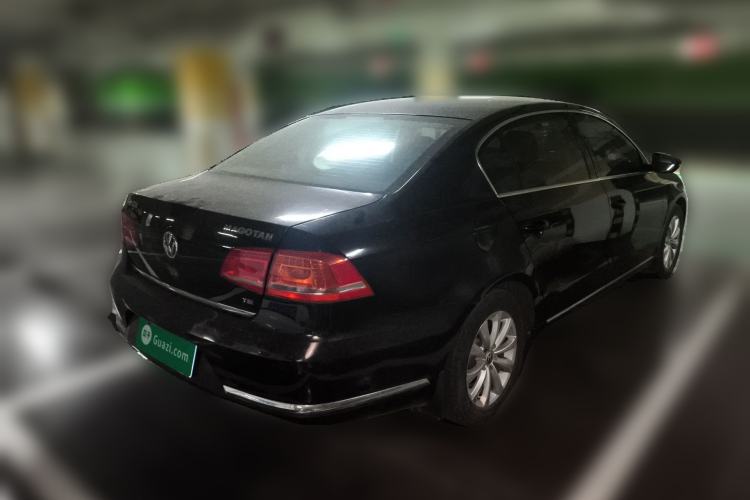 Used Volkswagen Magotan 2013 1.8TSI Luxury Model Rear Right 45 Deg