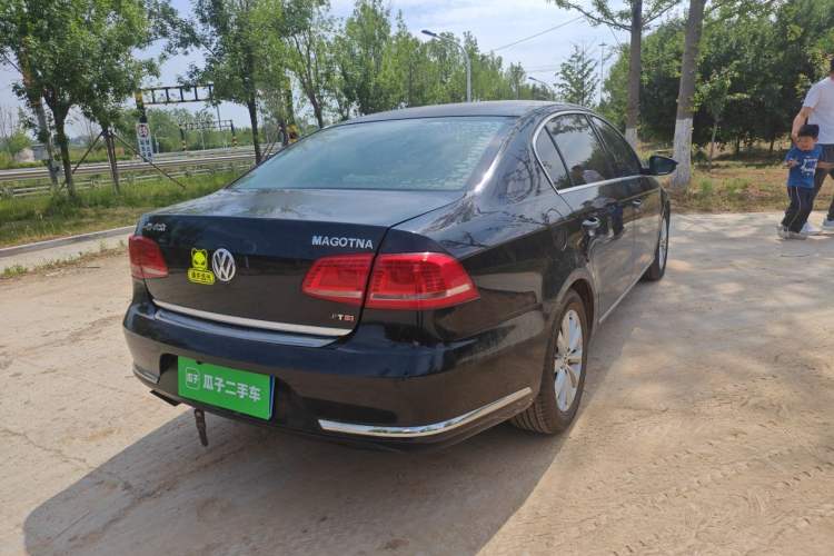 Used Volkswagen Magotan 2013 1.8TSI Luxury Model Rear Right 45 Deg