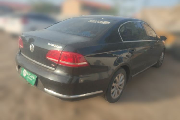 Used Volkswagen Magotan 2013 2.0 TSI Luxury Model Rear Right 45 Deg