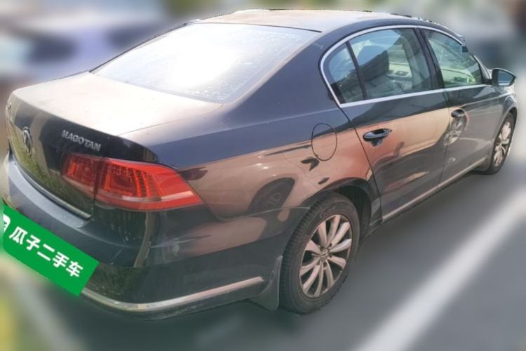 Used Volkswagen Magotan 2013 1.8TSI Luxury Model Rear Right 45 Deg