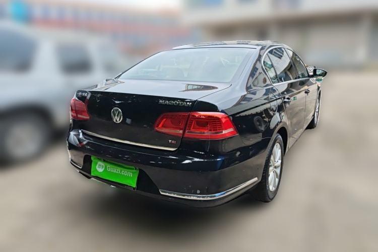 Used Volkswagen Magotan 2013 1.8TSI Luxury Model Rear Right 45 Deg